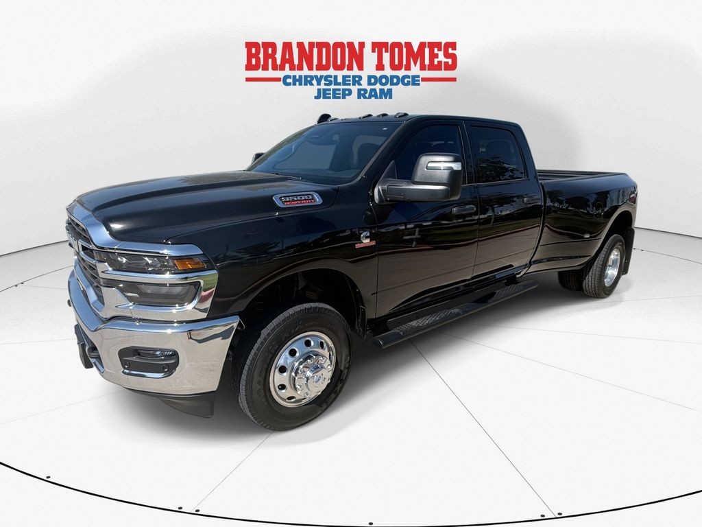 2026 RAM 3500 Tradesman Crew Cab LB DRW 4WD