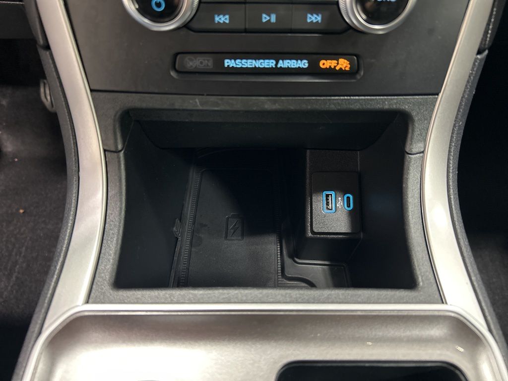 used 2024 Ford Edge car, priced at $29,837