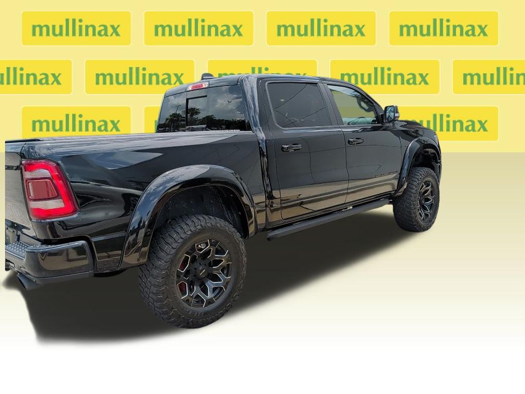 2022 Diamond Black Crystal Pearlcoat Ram 1500 Laramie 4X4 Truck