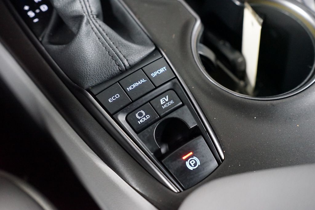 Thumbnail: 2024 Toyota Camry - 22