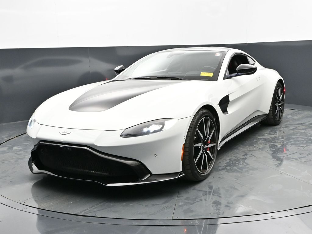White 2019 Aston Martin Vantage RWD Coupe Rear-Wheel Drive 8-Speed Automatic