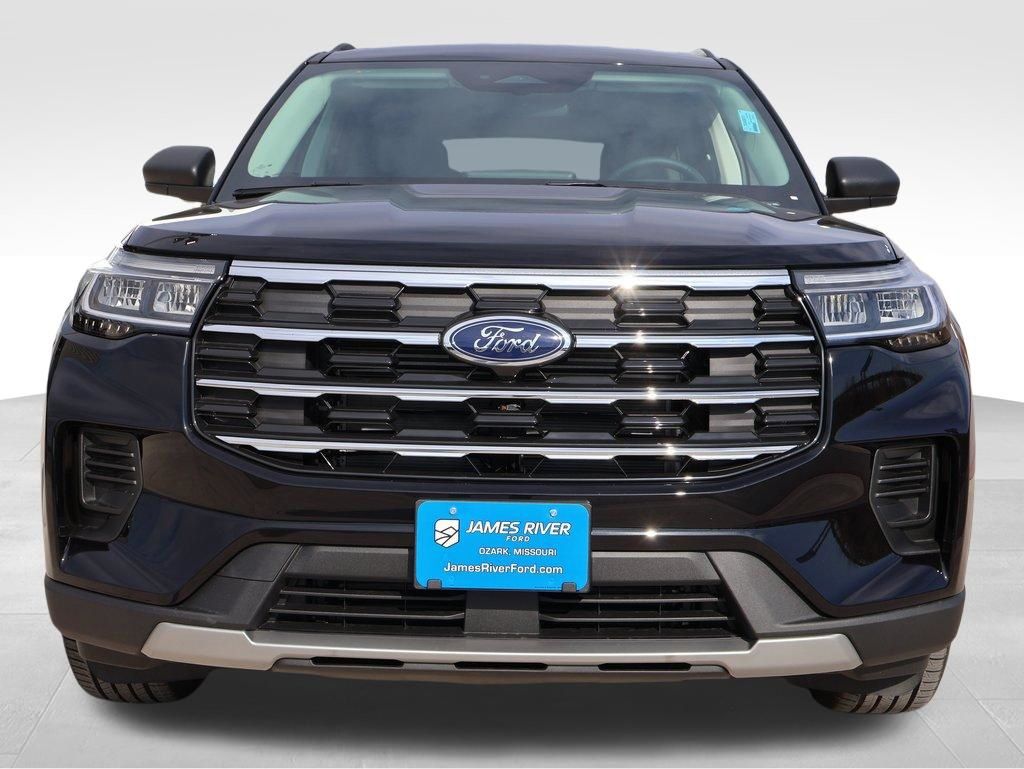 View vehicle photo 7