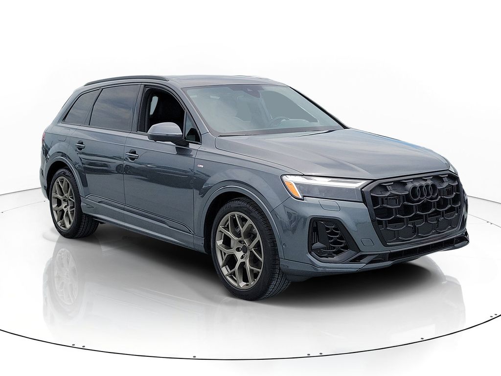Daytona Gray Pearl Effect 2026 Audi Q7 SUV / Crossover All-Wheel Drive 8-Speed Automatic