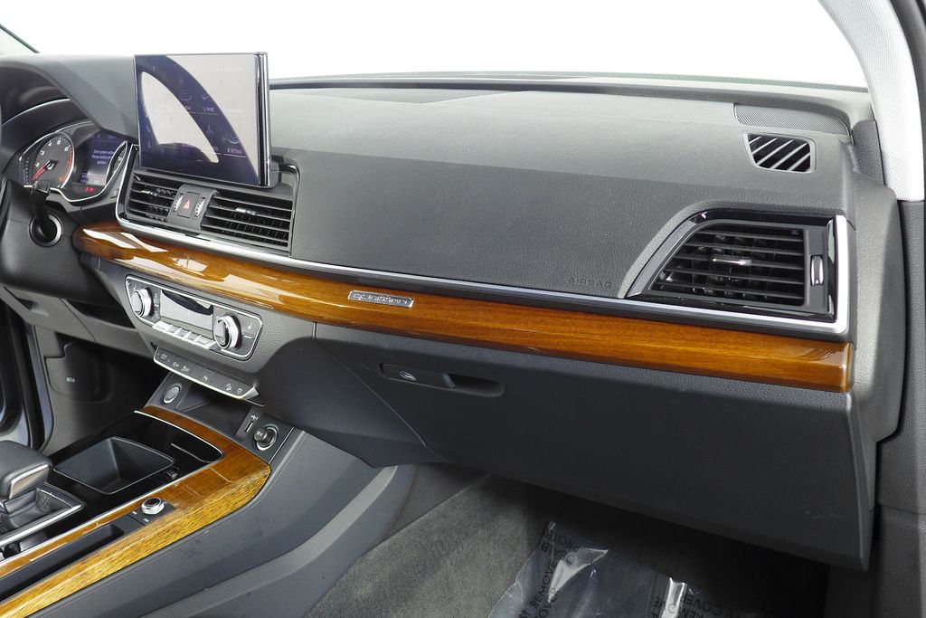 Thumbnail: 2023 Audi Q5 - 14