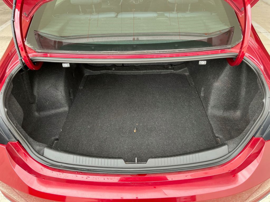 Used 2020 Red Chevrolet LT image 28
