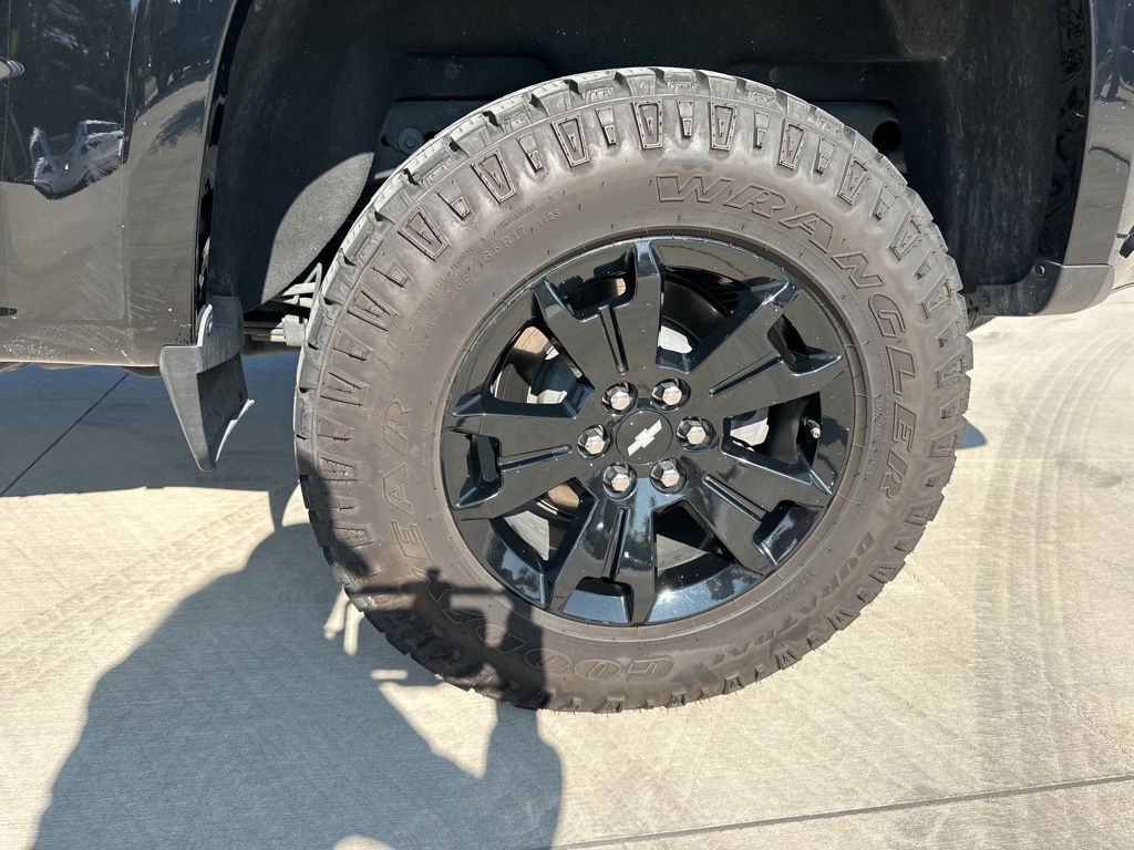 2022 Chevrolet Colorado Z71 12