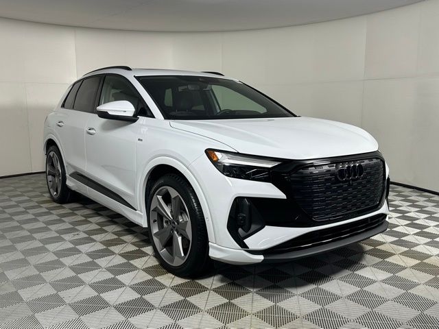 2026 Audi Q4 e-tron quattro Premium Plus 55