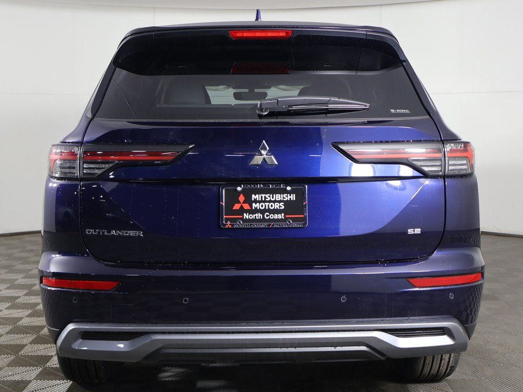 New 2026 Blue Mitsubishi SE image 14