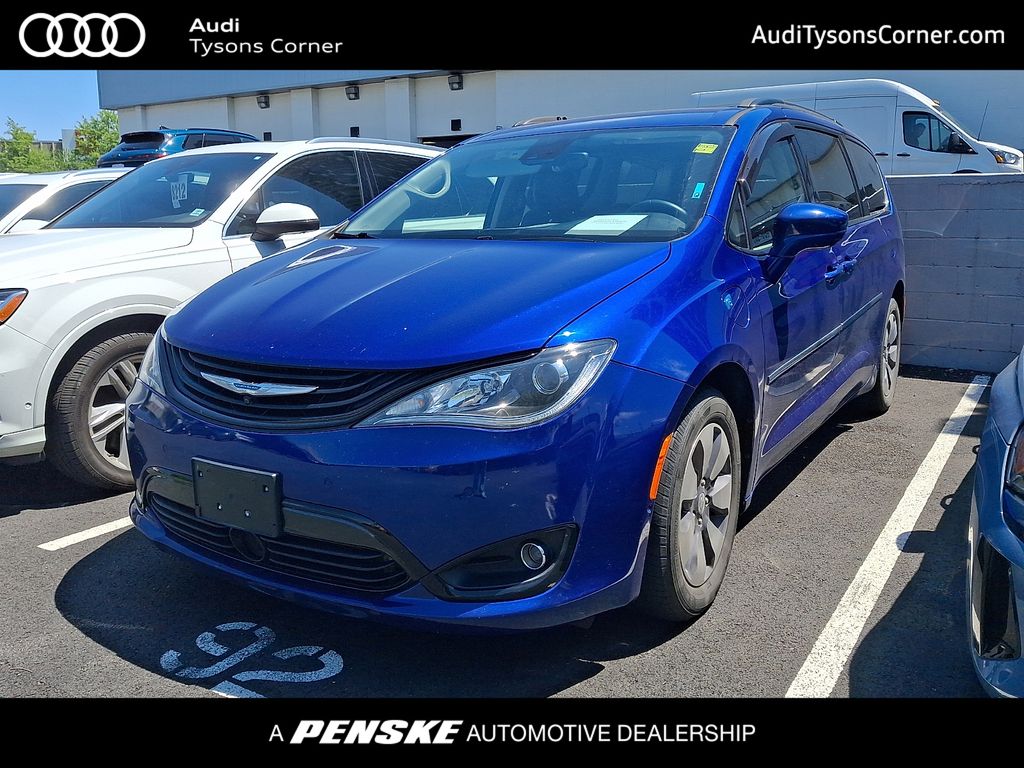 2018 Chrysler Pacifica Limited -
                  Vienna, VA