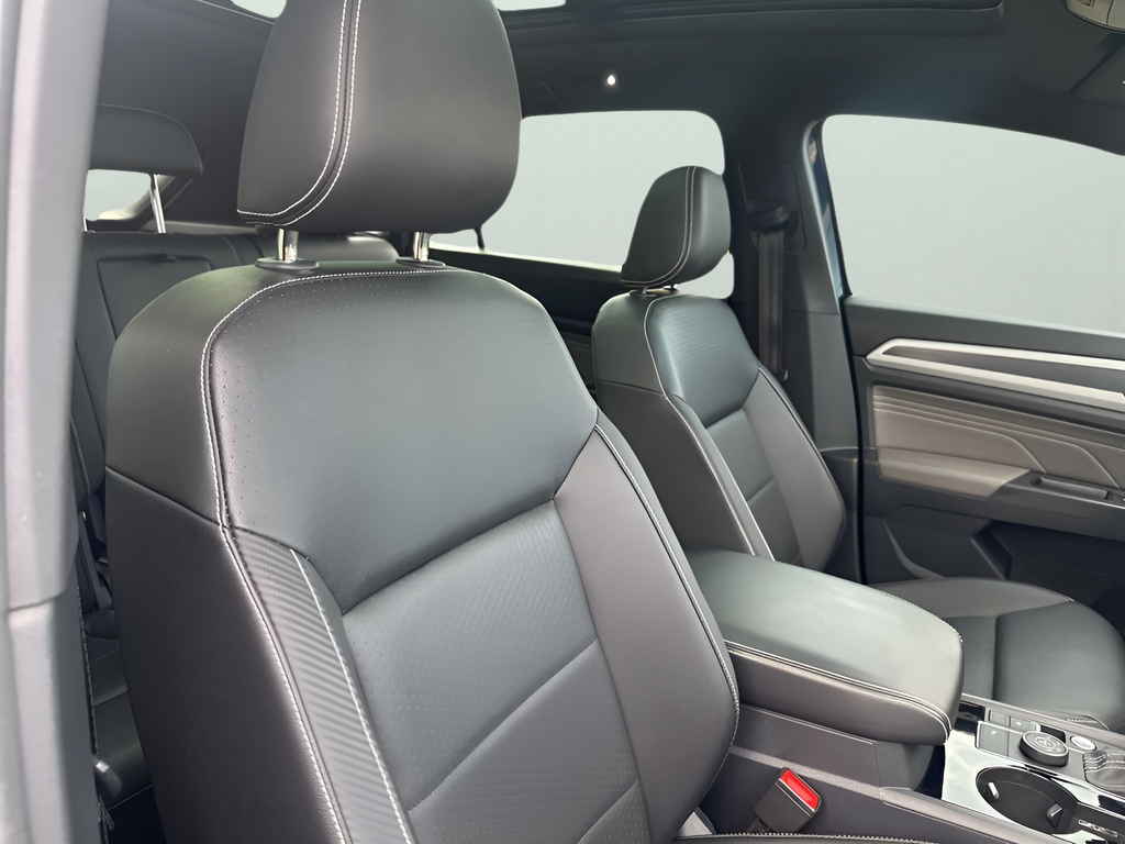 Used Car 2023 Volkswagen Atlas Cross Sport  2.0t Sel R-line For Sale Under $35,000 In Austin, Texas