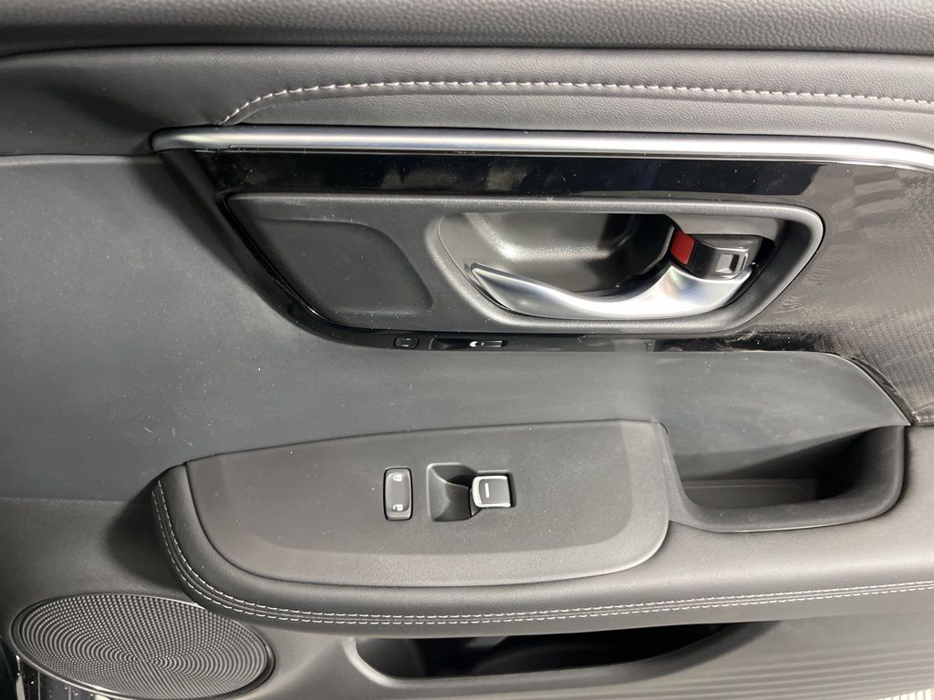 Thumbnail: 2025 Acura ADX - 10