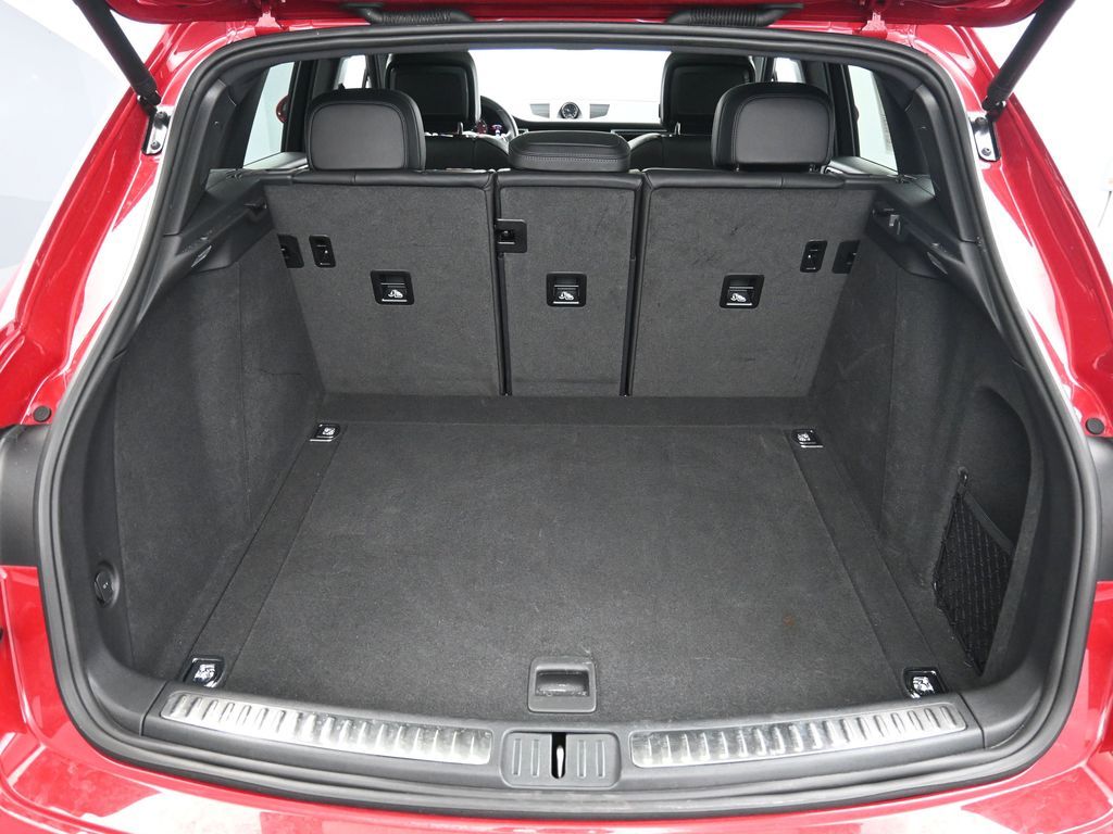 Certified Used 2025 Red Porsche  image 28