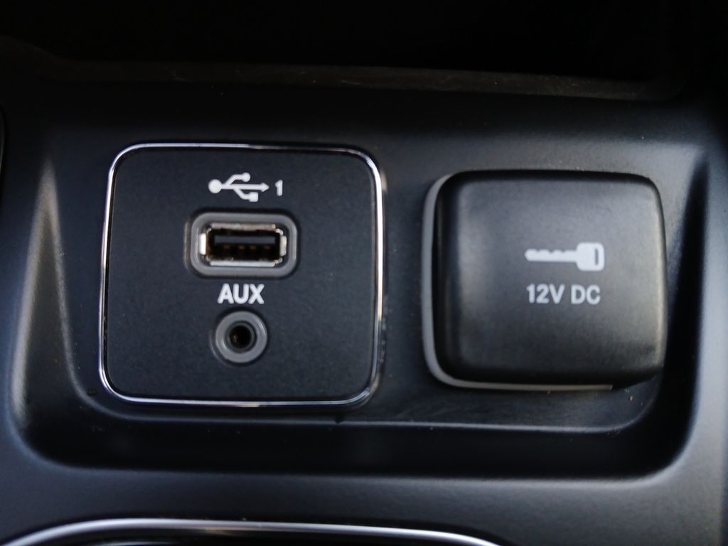 Used Car 2019 Jeep Cherokee  Limited For Sale Under $20,000 In Austin, Texas