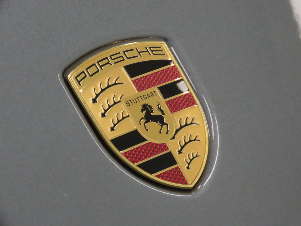 Thumbnail: 2025 Porsche 911 - 21