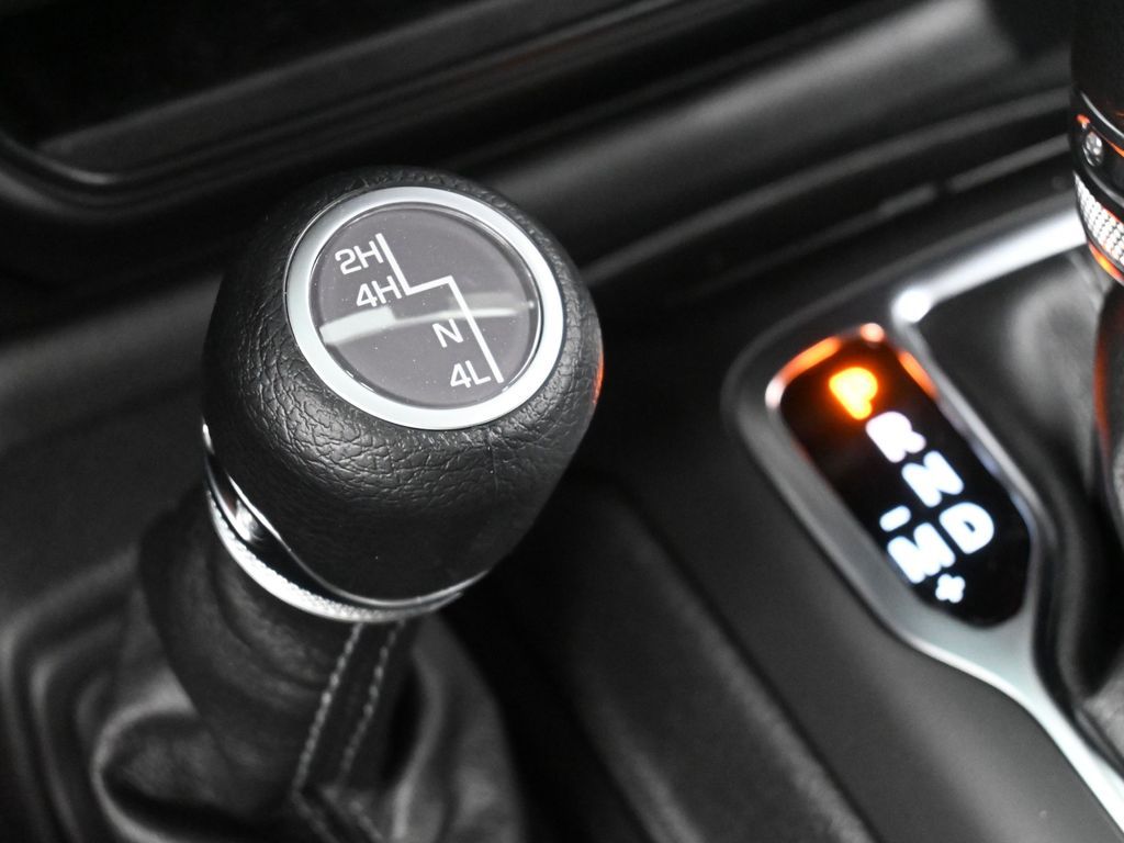 New 2026 Anvil Clear Coat Jeep Sport image 22