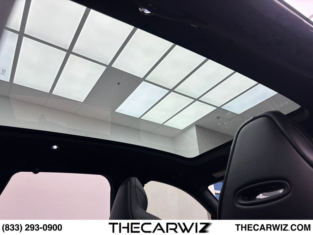 2021 Aston Martin DBX