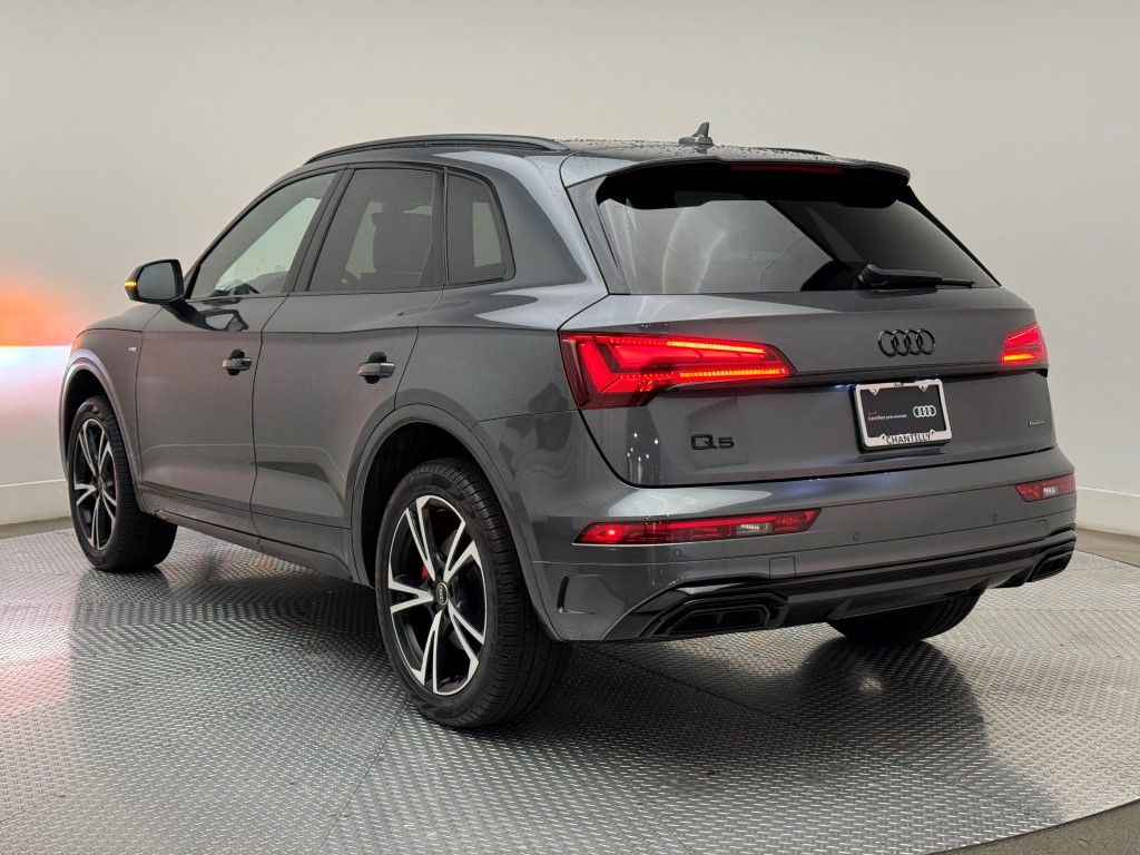 Thumbnail: 2025 Audi Q5 - 11