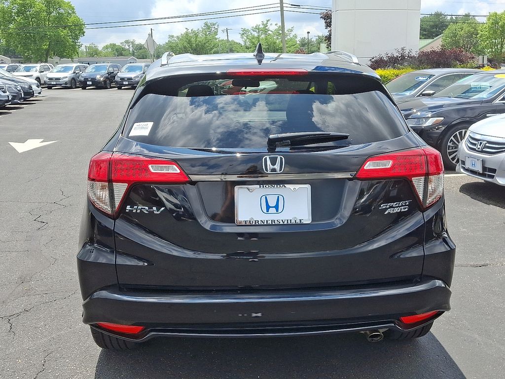 2022 Honda HR-V Sport 5