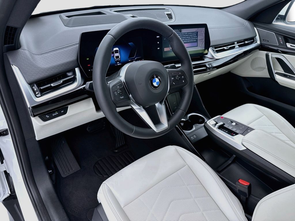 Thumbnail: 2027 BMW X2 - 9