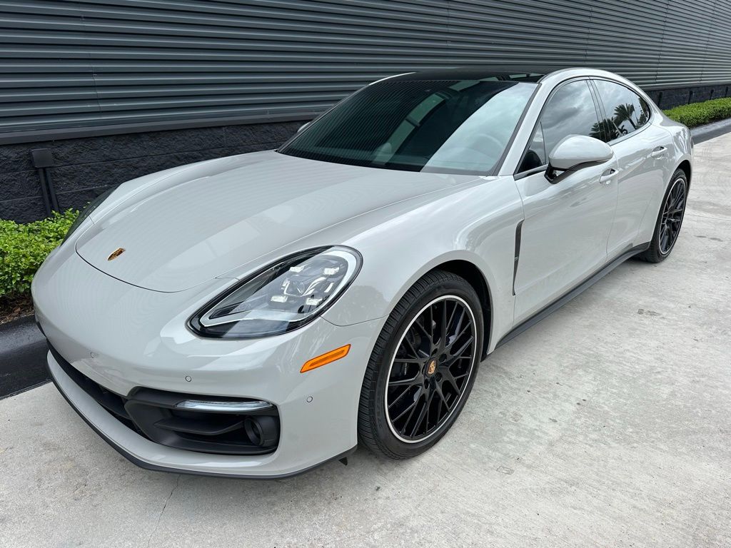 Thumbnail: 2023 Porsche Panamera - 7
