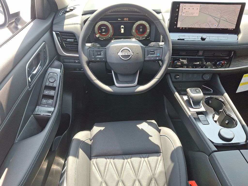 2026 Nissan Rogue — photo 7
