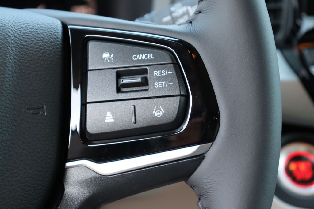 Thumbnail: 2026 Honda Odyssey - 32