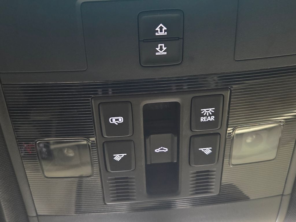 2021 Volkswagen Atlas Cross Sport 3.6L V6 SE w/Technology photo