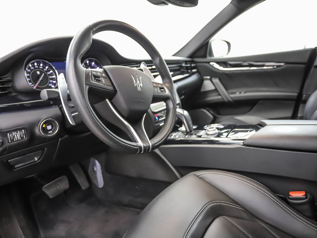 Thumbnail: 2022 Maserati Quattroporte - 9