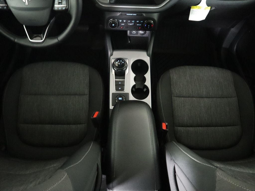 Thumbnail: 2023 Ford Bronco Sport - 16