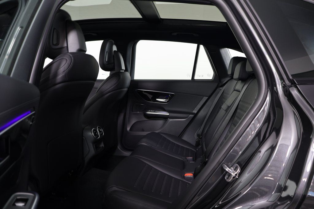 Thumbnail: 2026 Mercedes-Benz GLC - 6