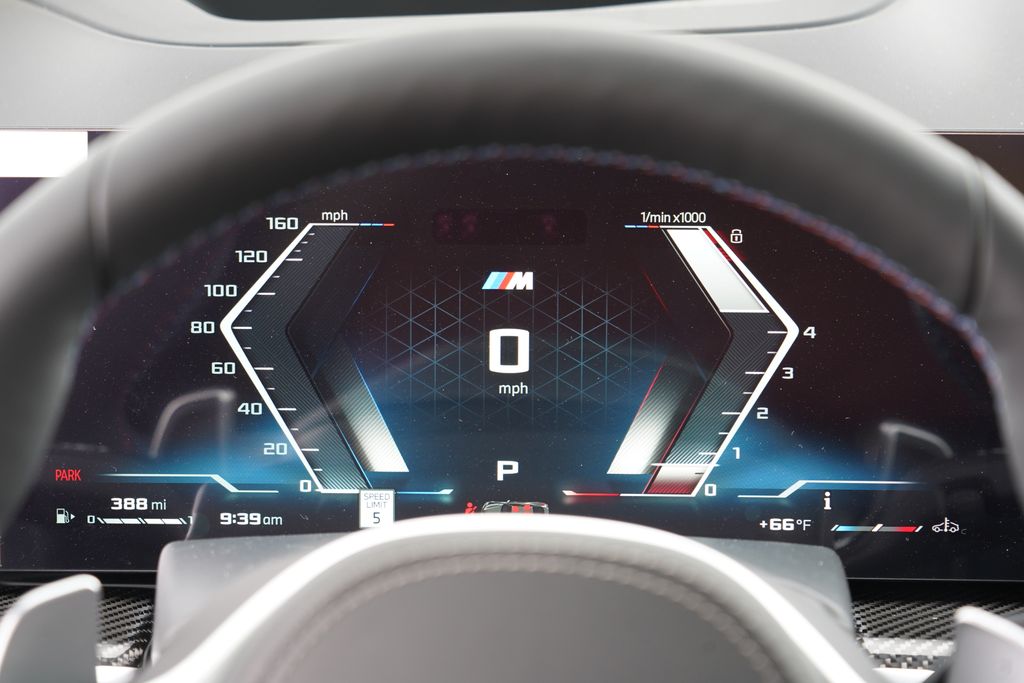 Thumbnail: 2027 BMW X6 - 15
