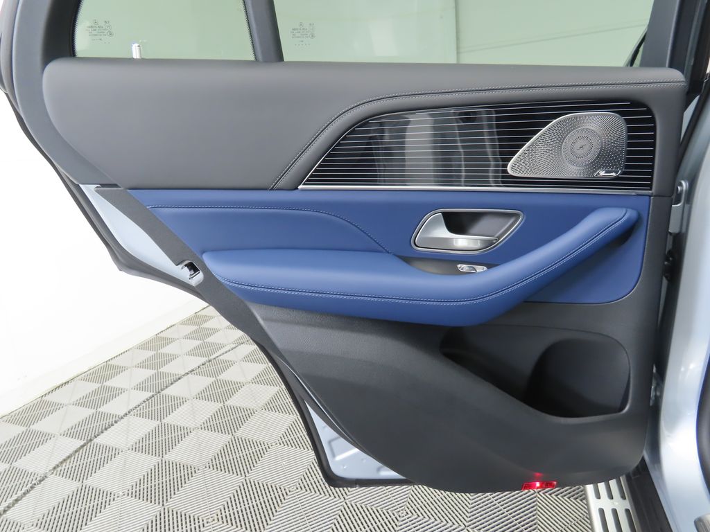 Thumbnail: 2026 Mercedes-Benz GLE - 28