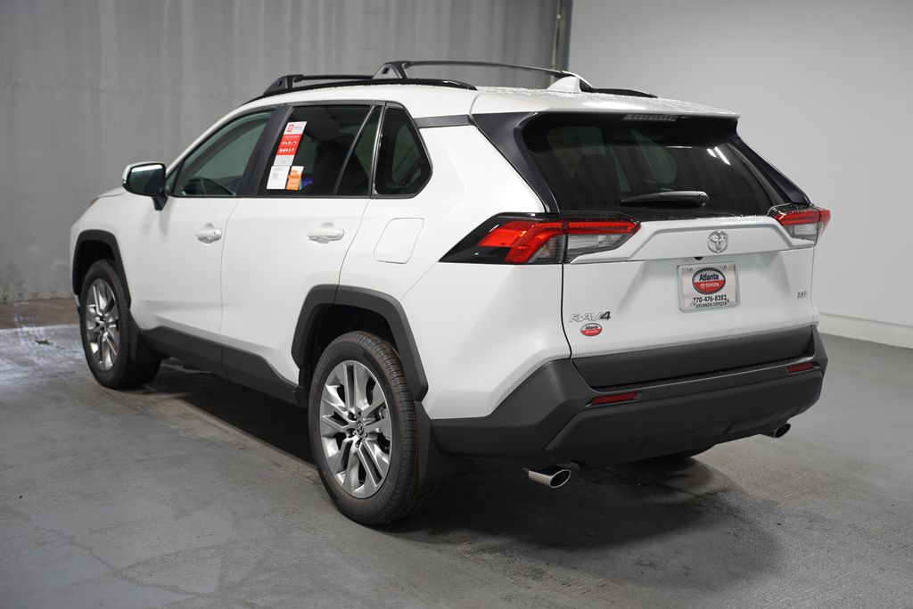 2025 Toyota RAV4 XLE Premium 6