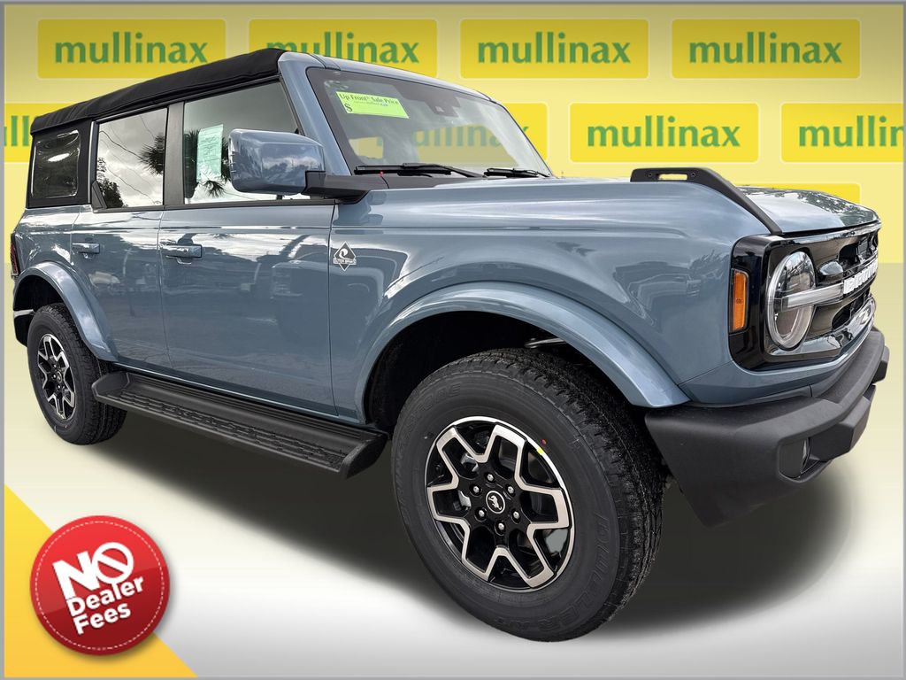 2025 Ford Bronco 4-Door Outer Banks's photo