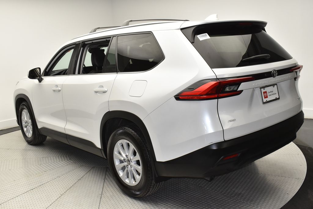 Thumbnail: 2024 Toyota Grand Highlander - 7