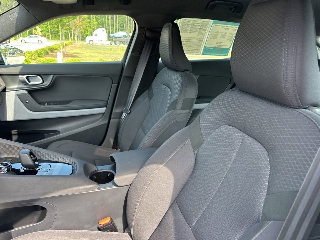 2022 Moon Polestar 2 Long Range Dual Motor AWD Hatchback