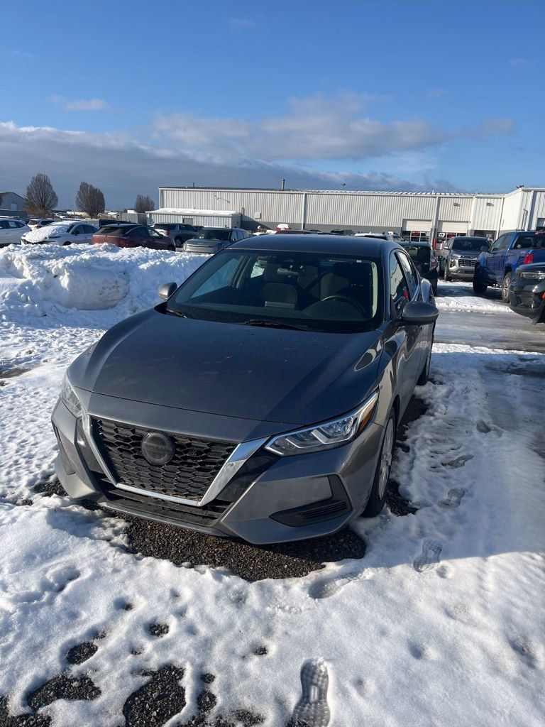 2022 Nissan Sentra S FWD