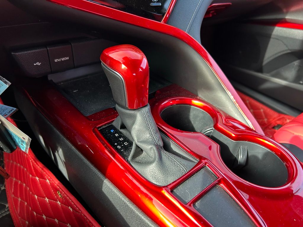 Thumbnail: 2020 Toyota Camry - 27