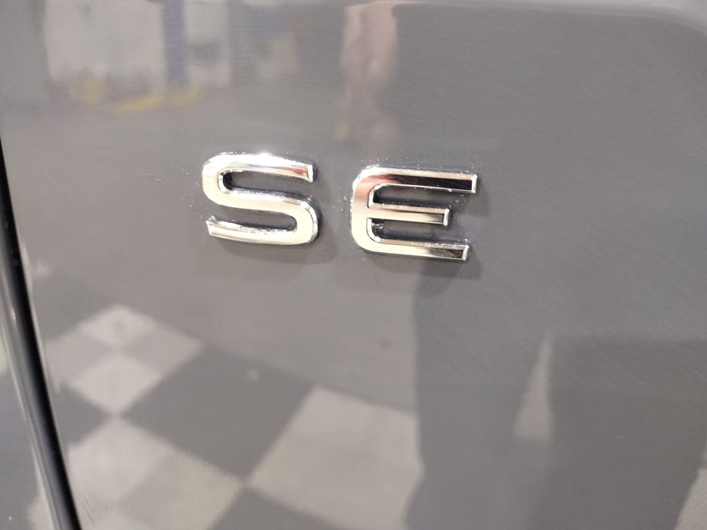 2025 Volkswagen Atlas 2.0T Peak Edition SE W/Tech