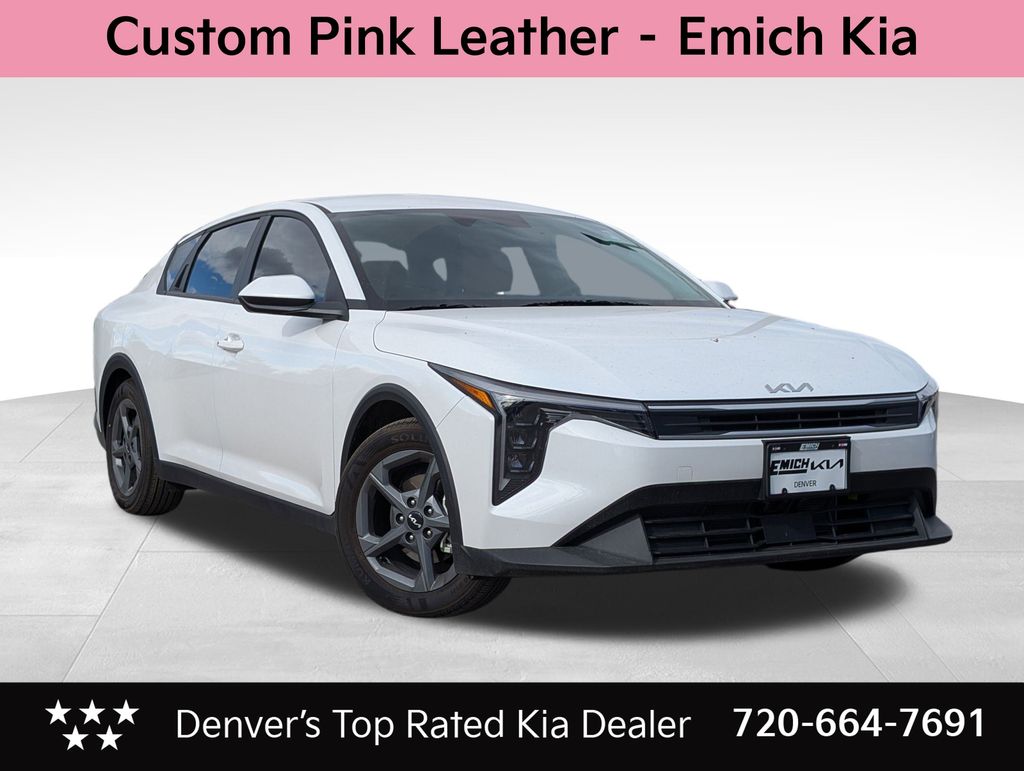 2025 Kia K4 LXS