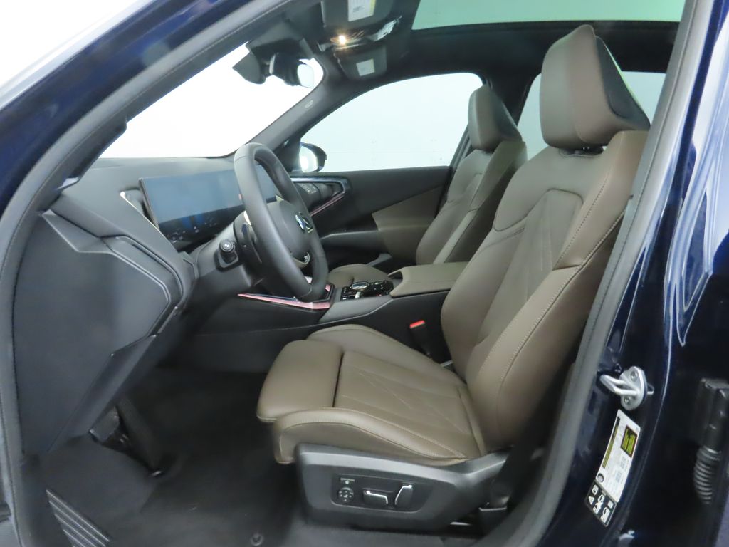 Thumbnail: 2025 BMW X3 - 19