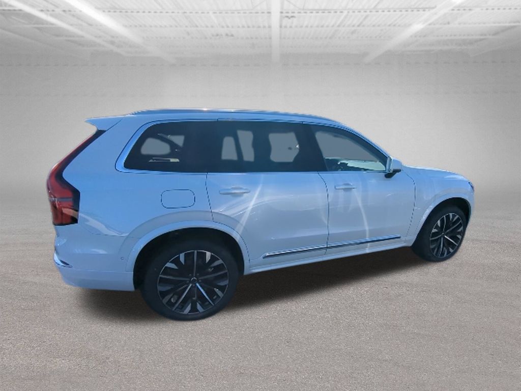 2026 Volvo XC90 Ultra - Photo 9