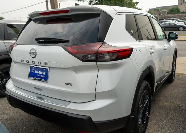 2026 Nissan Rogue SV - 3