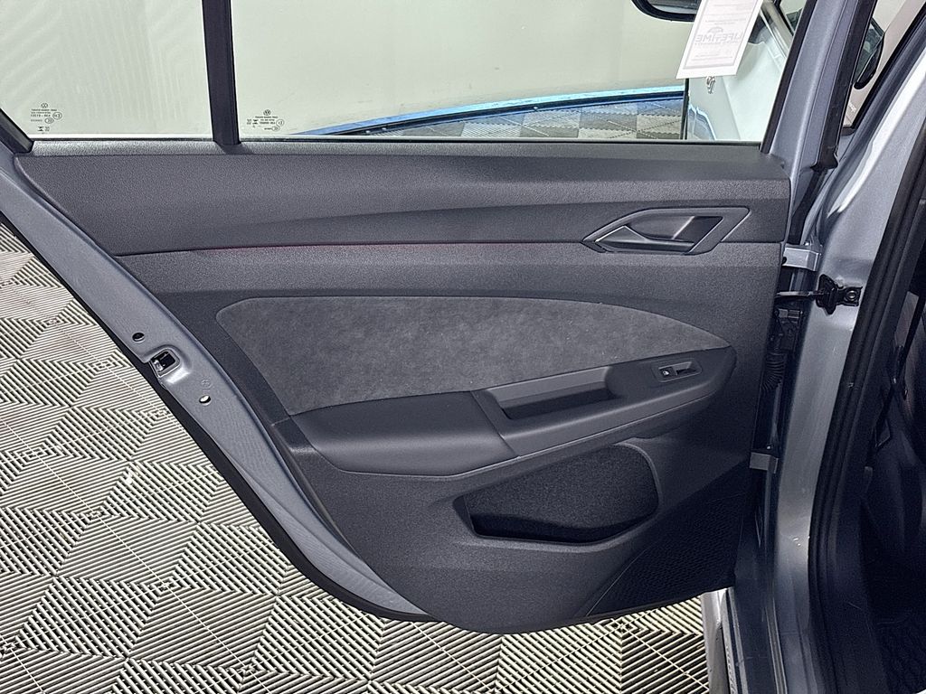 2025 Volkswagen Golf GTI 2.0T S