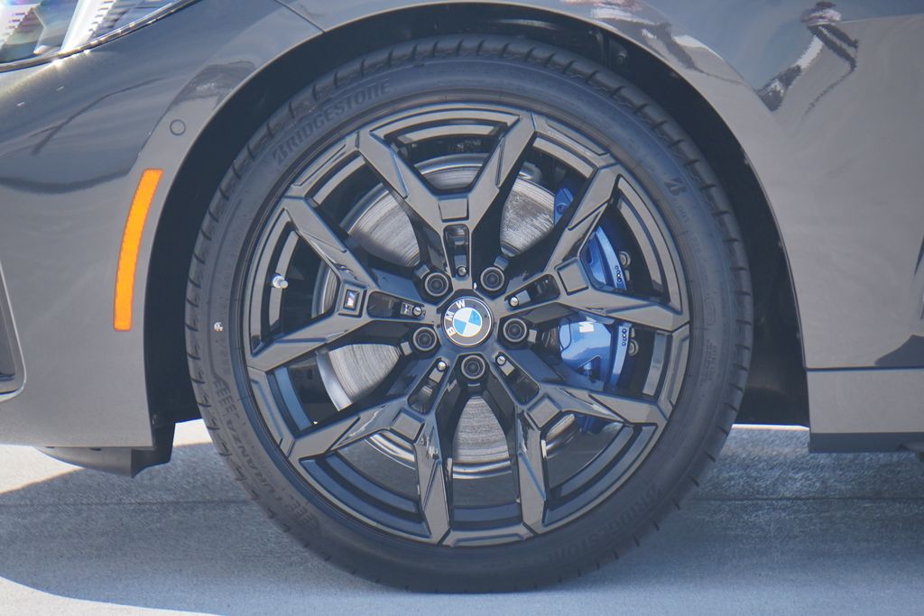 Thumbnail: 2026 BMW 4 Series - 5
