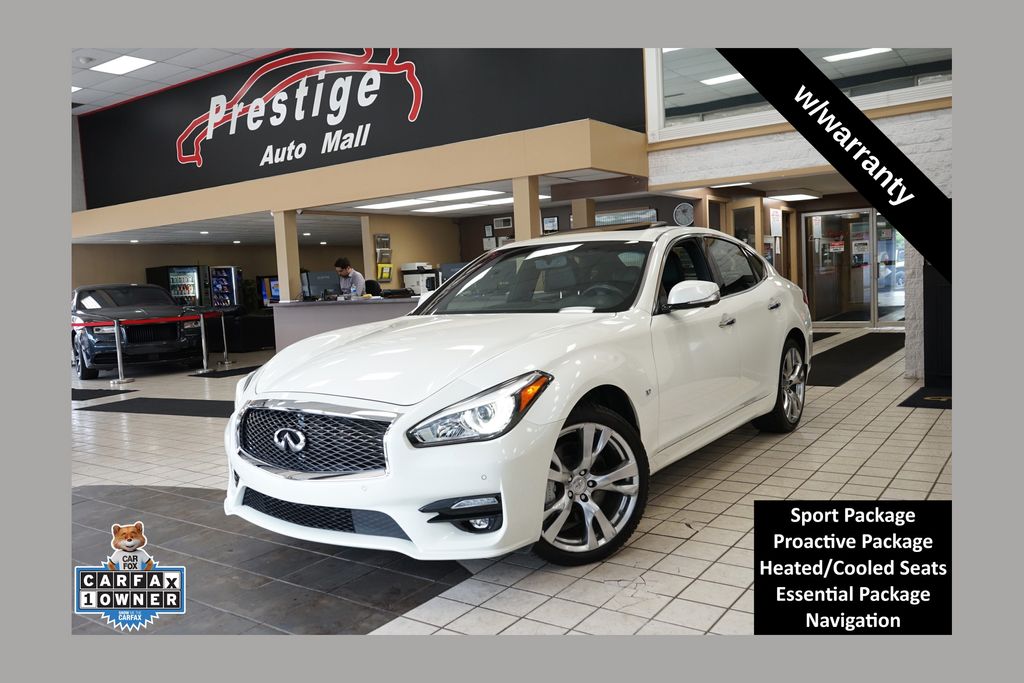 Majestic White 2018 INFINITI Q70 3.7 Luxe AWD Sedan All-Wheel Drive 7-Speed Automatic