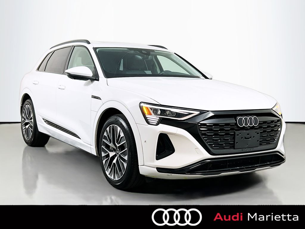 2024 Audi Q8 e-tron quattro Premium Plus AWD