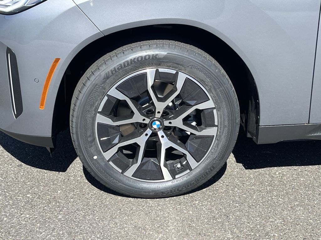 Thumbnail: 2026 BMW X3 - 10