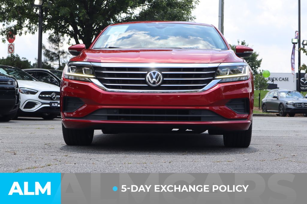 Used 2020 Red Volkswagen 2.0T SEL image 4