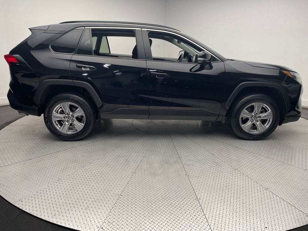 2022 Toyota RAV4 XLE 4